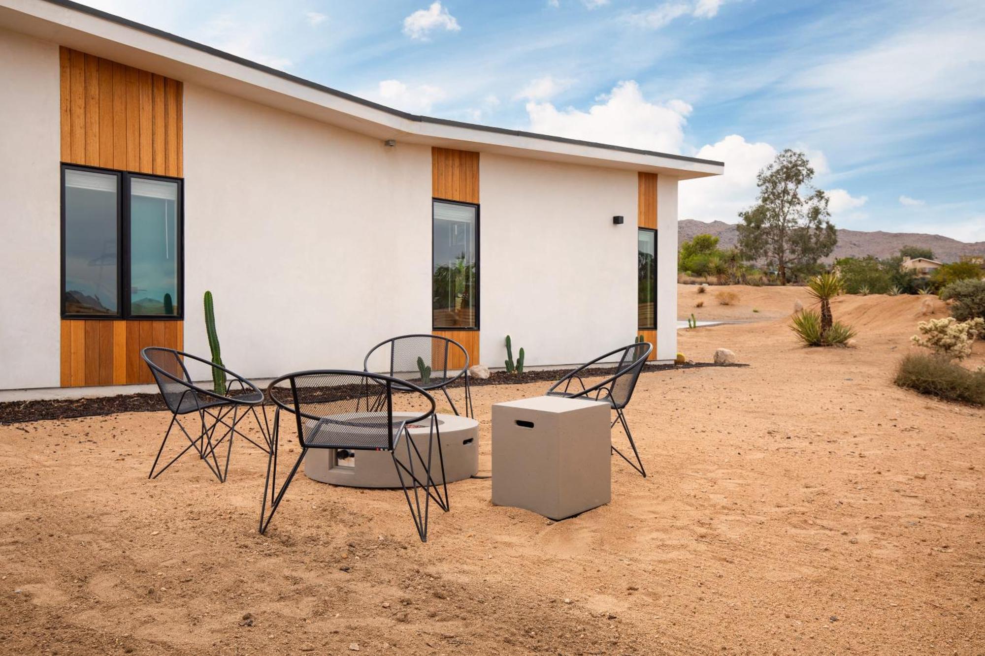 Chicory By Avantstay Modern Desert Retreat W Hot Tub Joshua Tree Eksteriør bilde